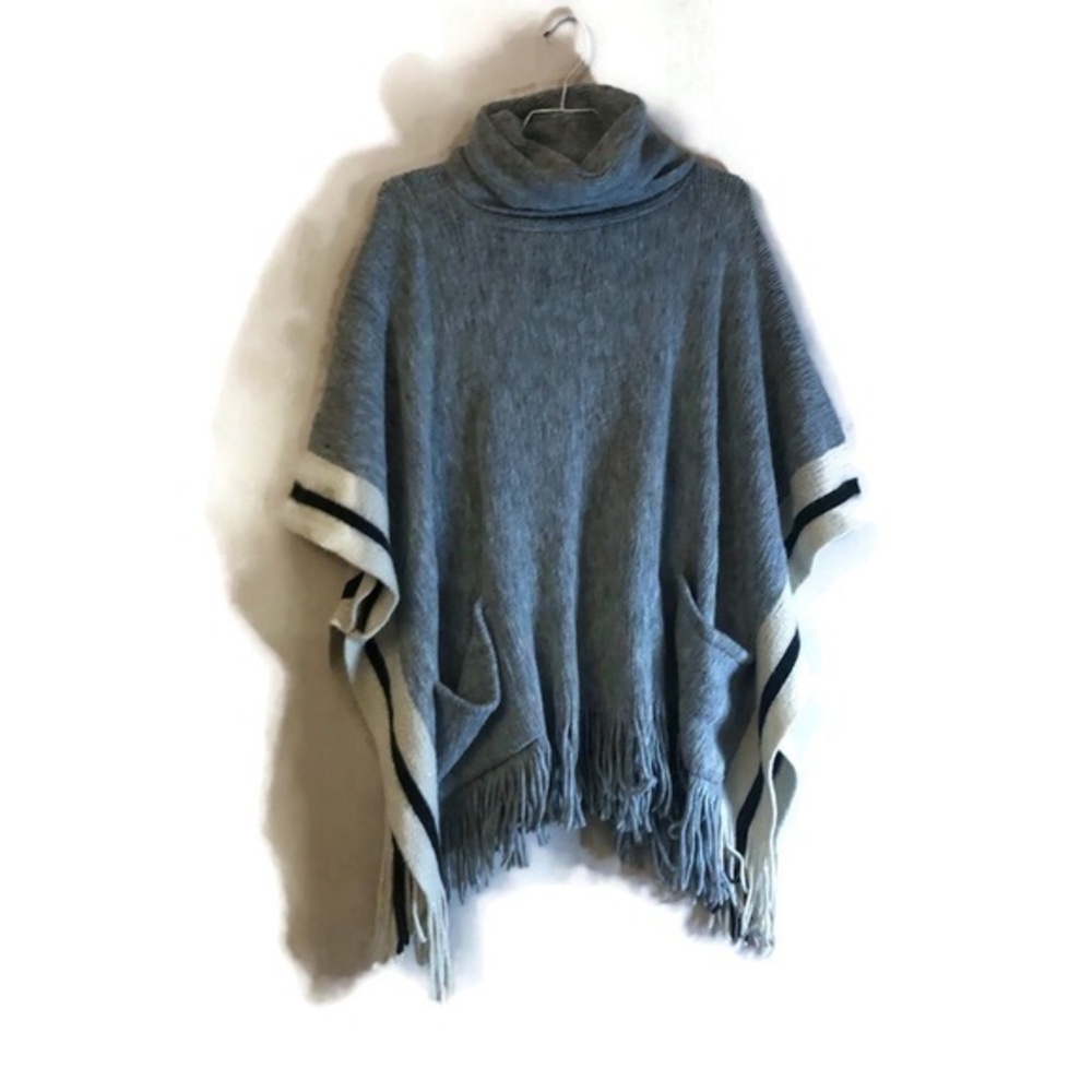 Steve Madden Women Gray Turtleneck Sweater poncho One Size